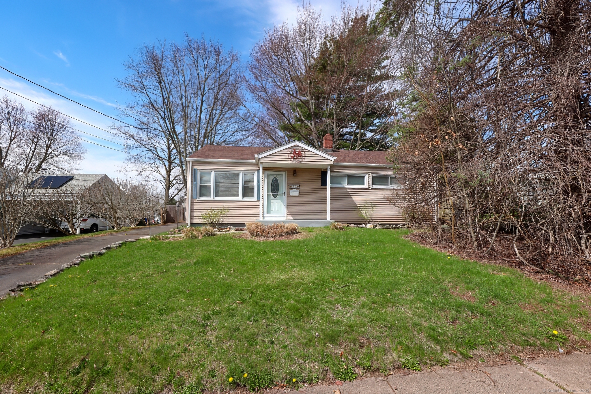 33 Greenhurst Lane, East Hartford, Connecticut image 3