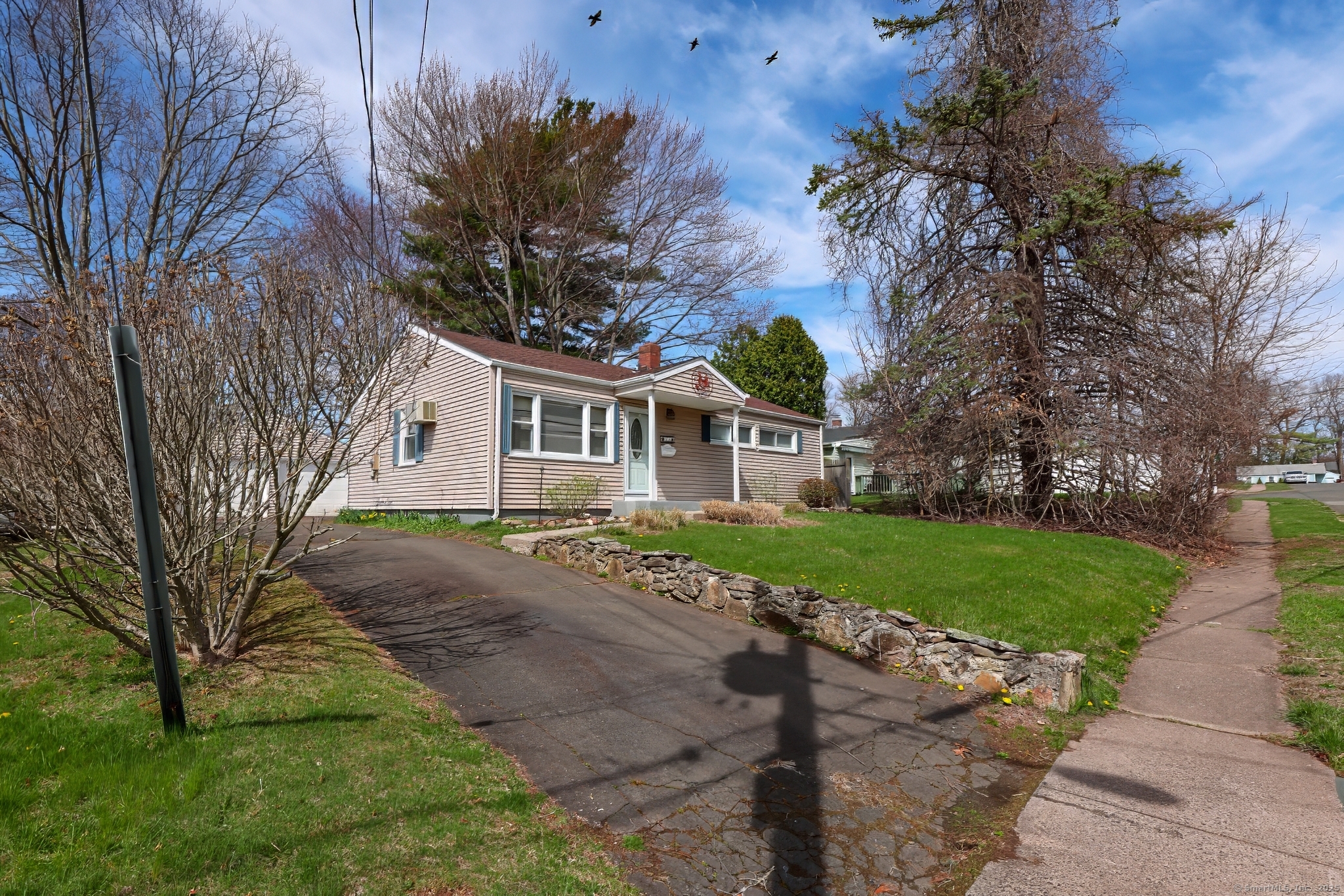 33 Greenhurst Lane, East Hartford, Connecticut image 2