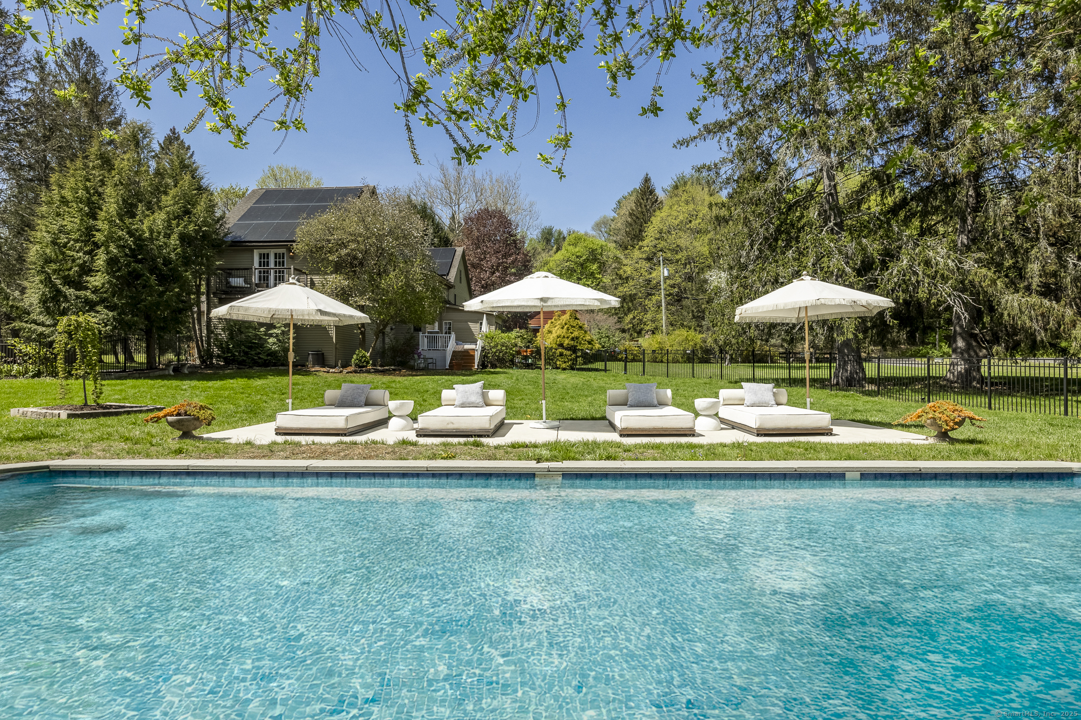 43 Gaylord Road, New Milford, Connecticut image 2