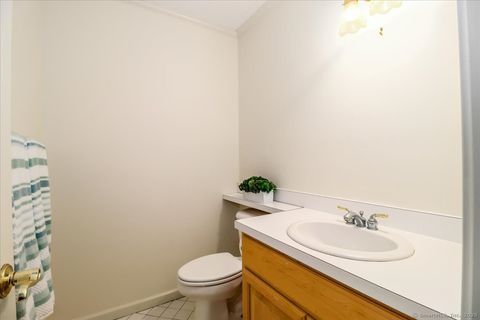 Tiny photo for 633 Danbury Road #APT 21, Ridgefield, CT 06877 (MLS # 24137018)