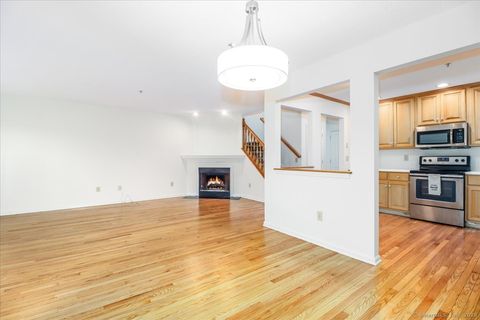 Tiny photo for 633 Danbury Road #APT 21, Ridgefield, CT 06877 (MLS # 24137018)