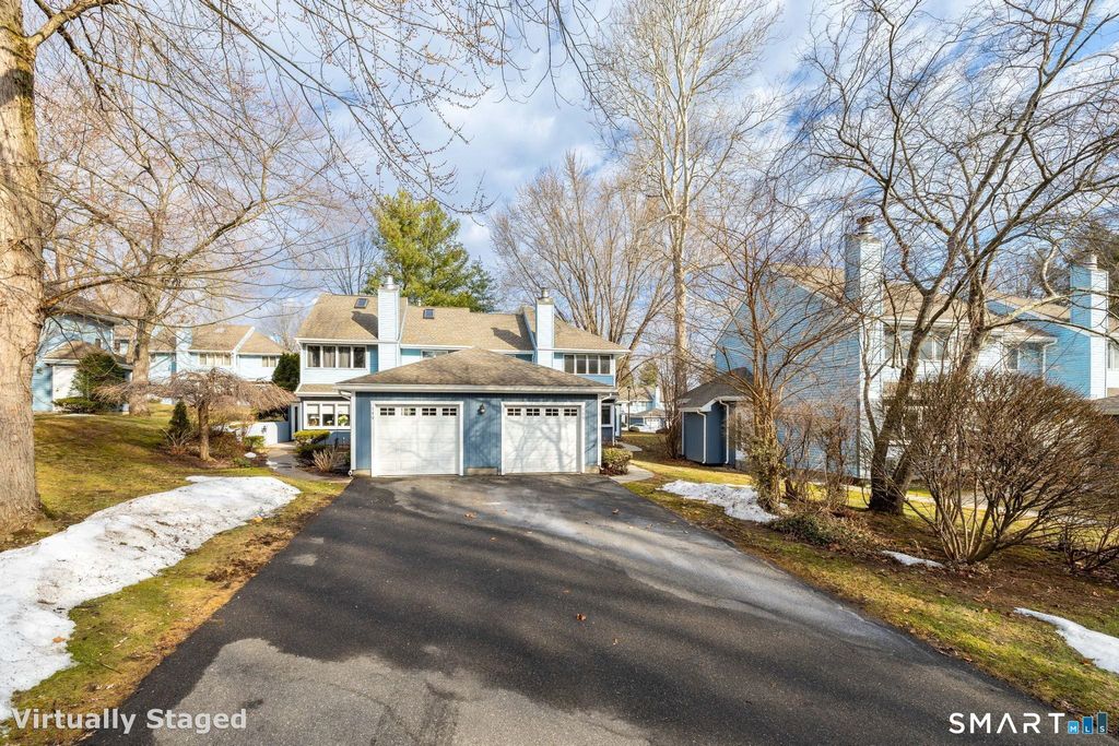 Photo of 147 W Grayling Lane #147, Suffield, CT 06078 (MLS # 24157925)
