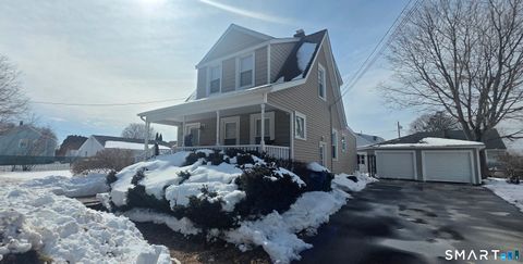 Homes For Sale - 74 Clark Lane<br/> Waterford, CT 06385