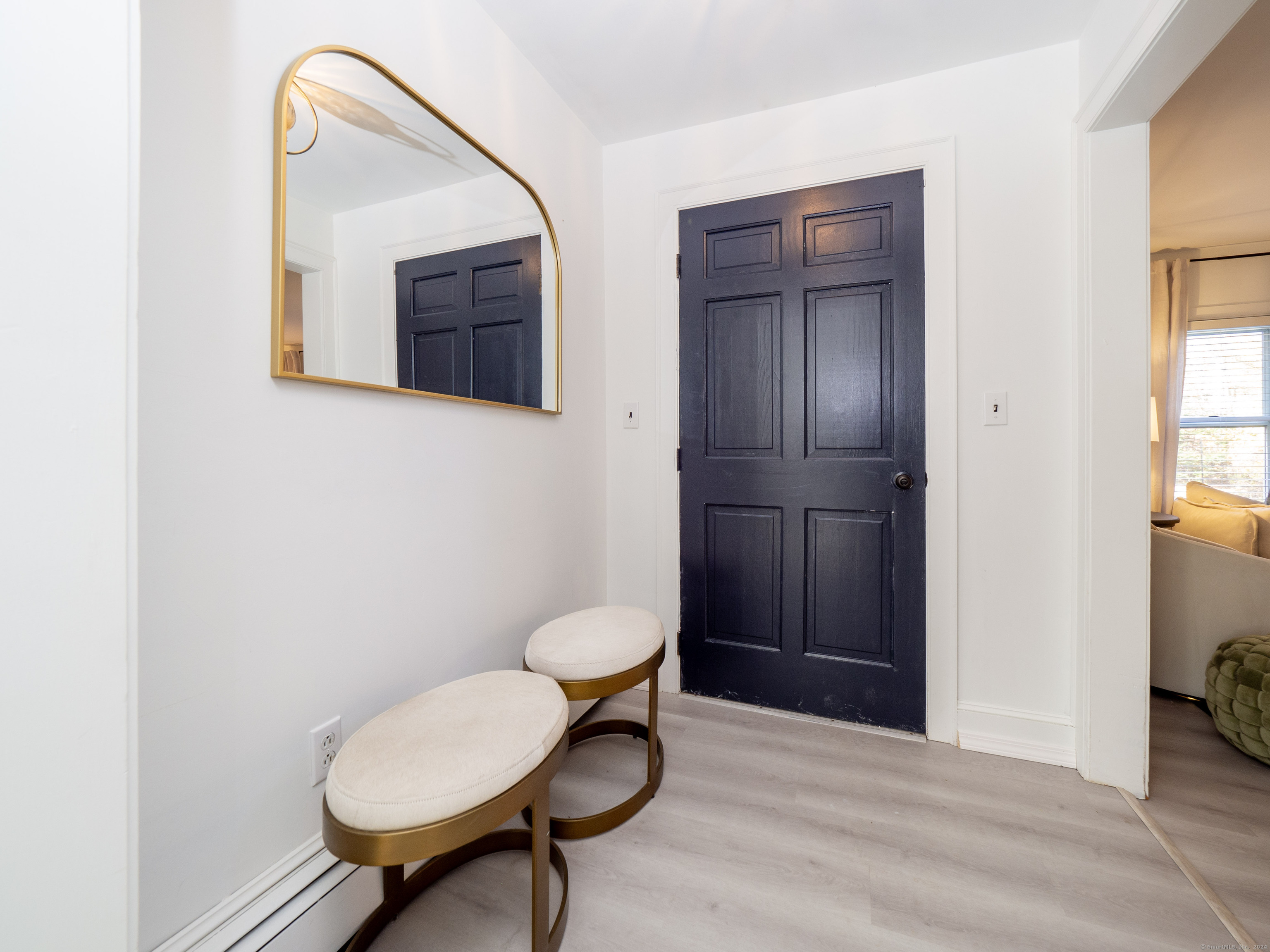 209 Peaceable Street