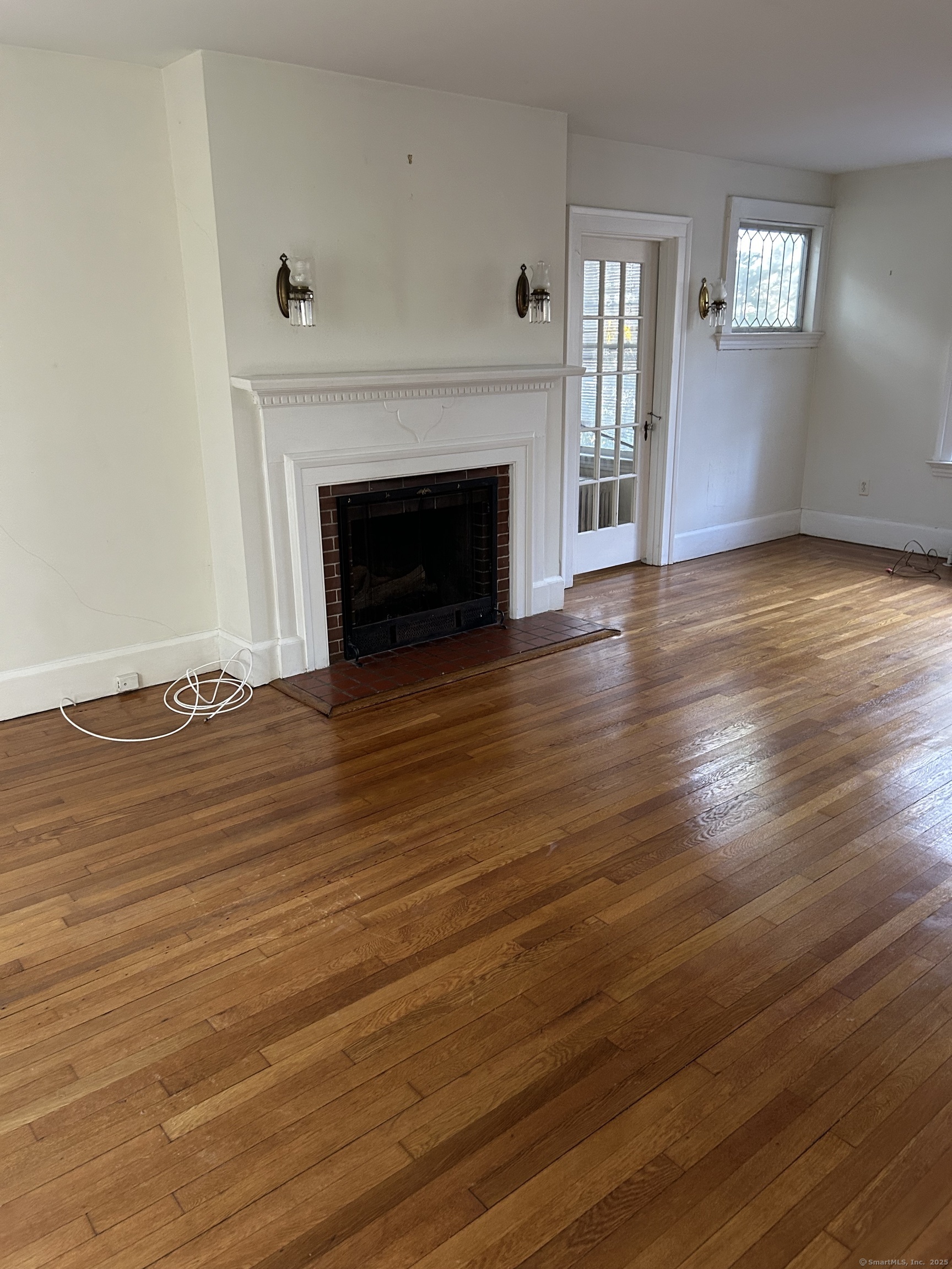 Rental Property at W Park Avenue, New Haven, Connecticut - Bedrooms: 3 
Bathrooms: 2 
Rooms: 6  - $2,750 MO.