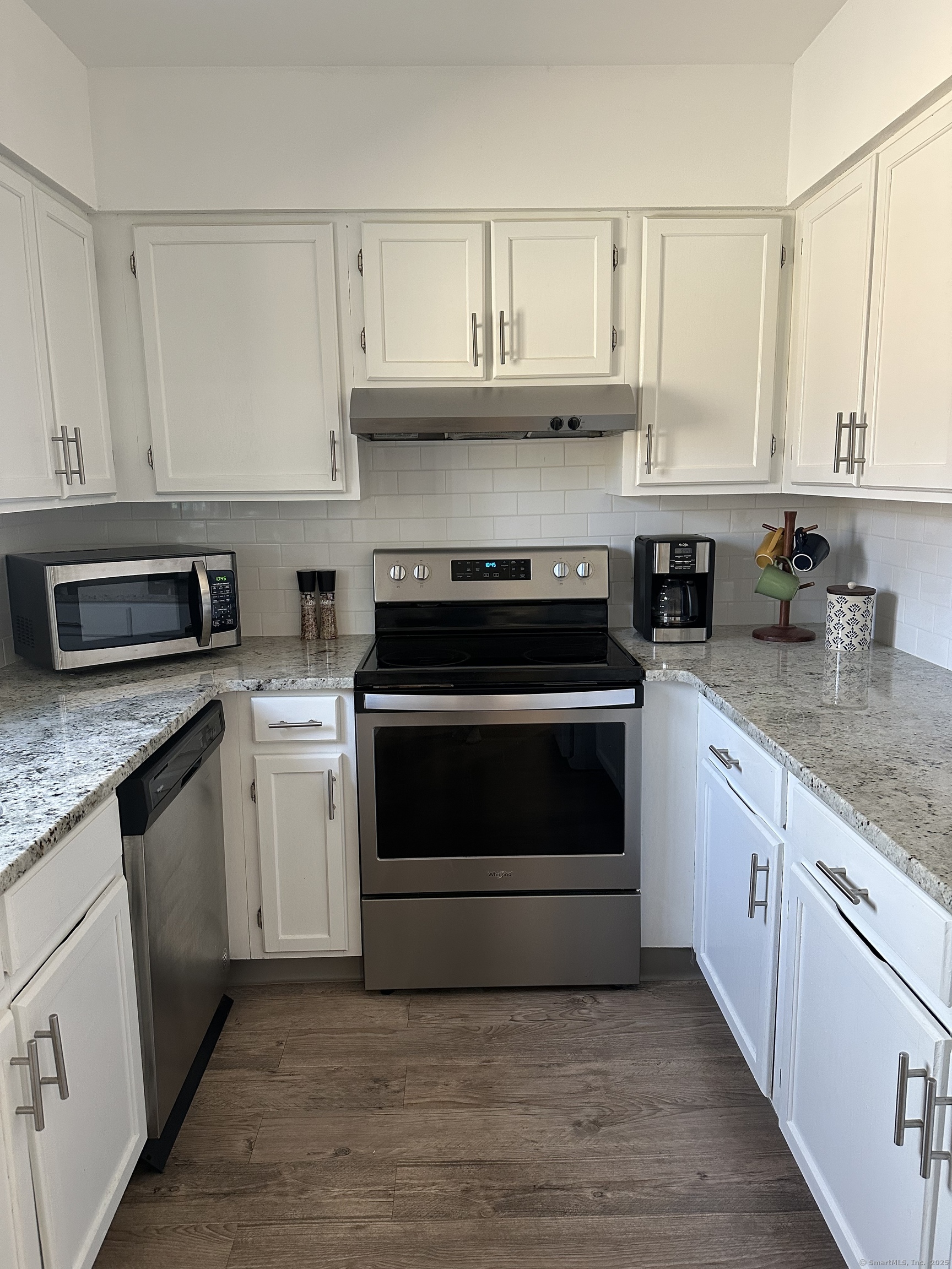330 Savin Avenue #APT 72, West Haven, Connecticut image 4