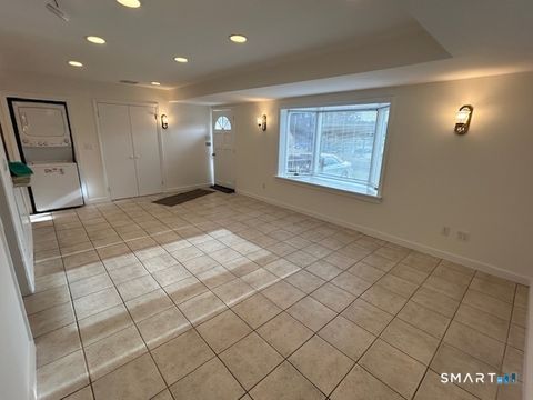 Tiny photo for 15 Bolles Court, Waterford, CT 06375 (MLS # 24147269)