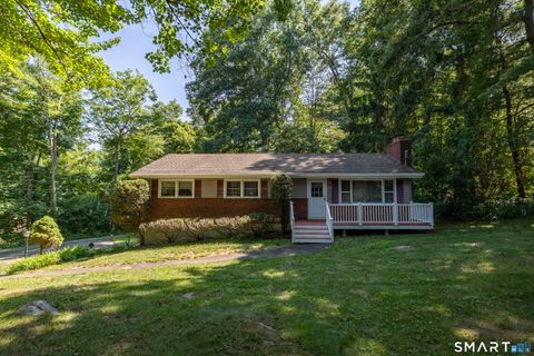Photo of 184 Franklin St Extension, Danbury, CT 06811 (MLS # 24192642)
