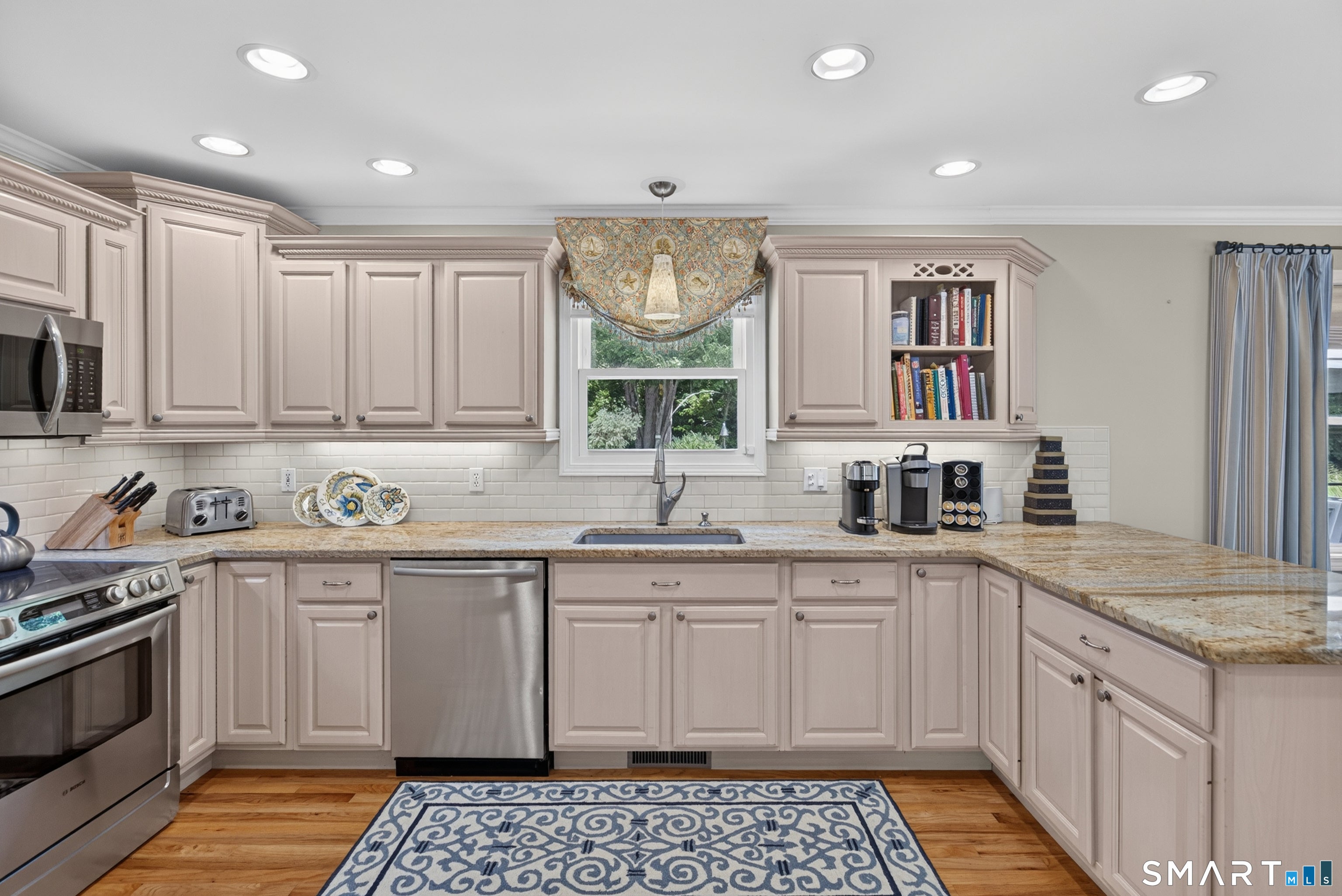 2 Oleander Drive