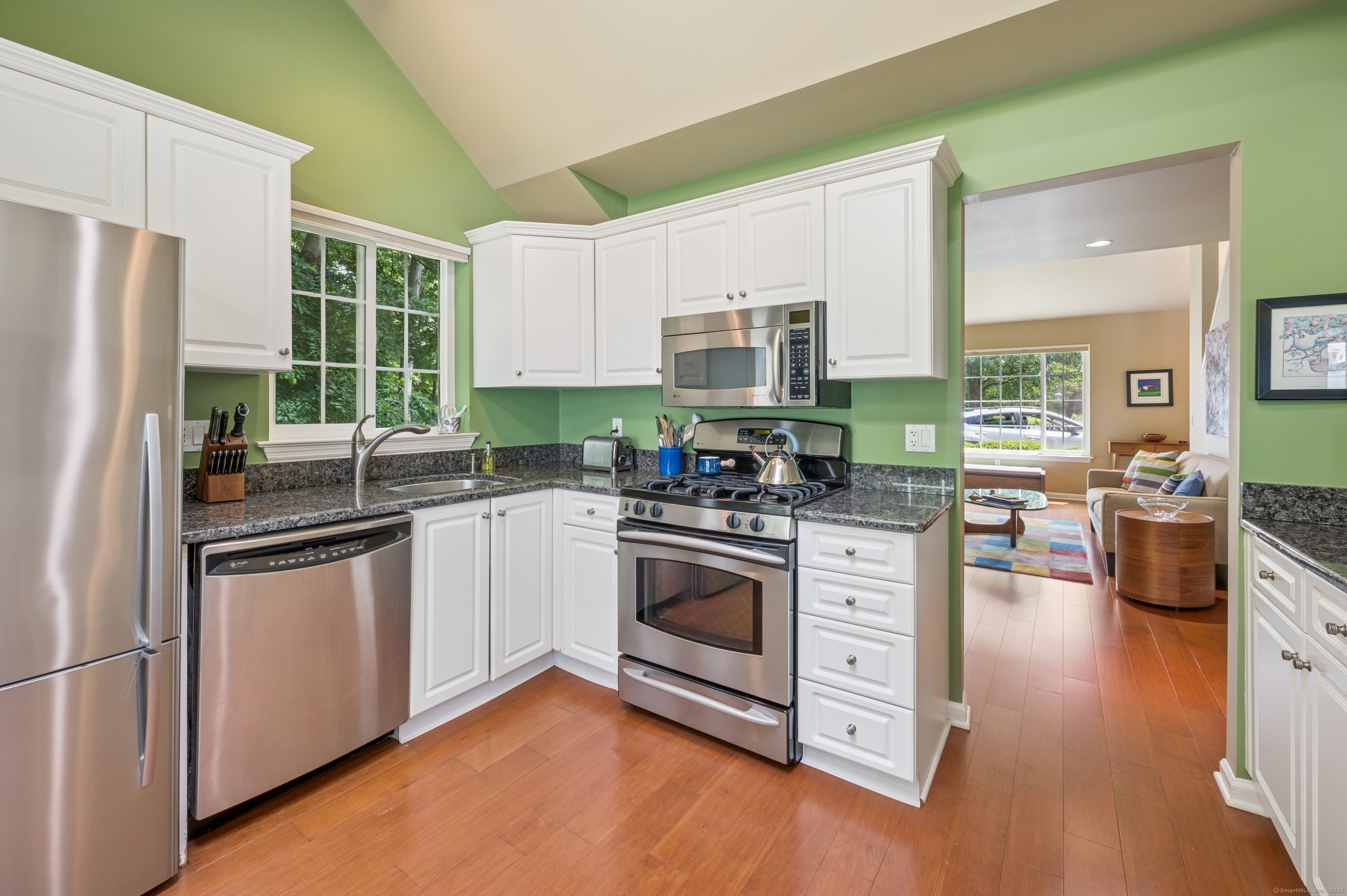 115 Top Gallant Road 6