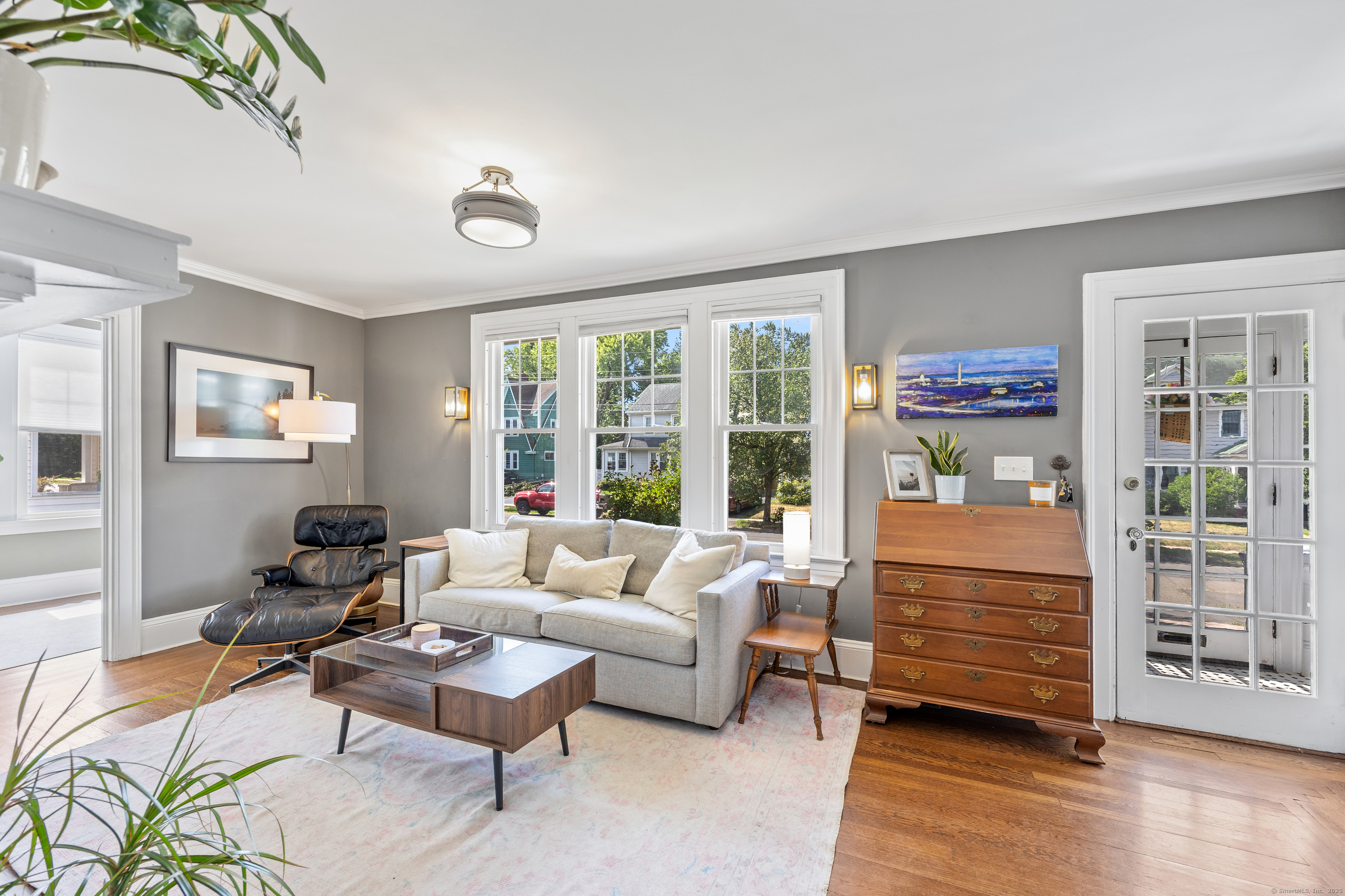 109 Woodlawn Street