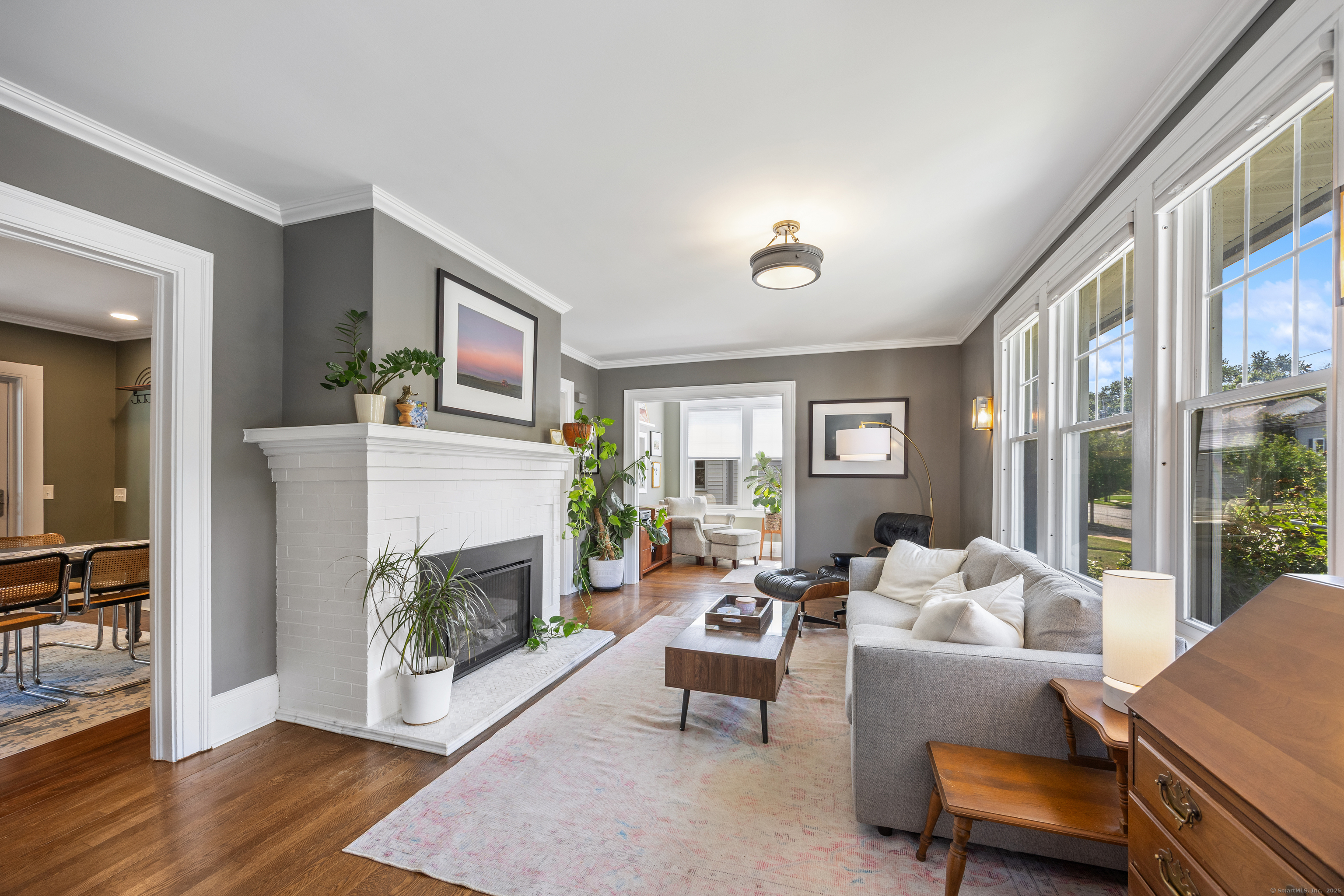 109 Woodlawn Street