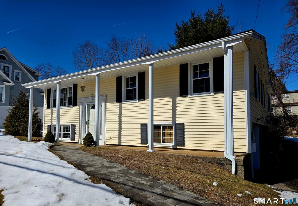 Photo of 62 Woodvine Avenue, Watertown, CT 06779 (MLS # 24157399)