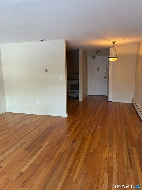 Tiny photo for 108 Oakwood Avenue #APT A3, West Hartford, CT 06119 (MLS # 24151975)