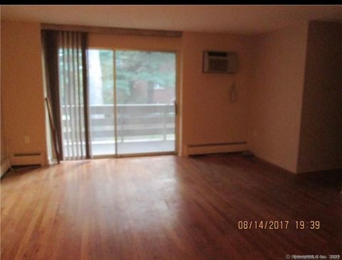 Tiny photo for 108 Oakwood Avenue #APT A3, West Hartford, CT 06119 (MLS # 24151975)