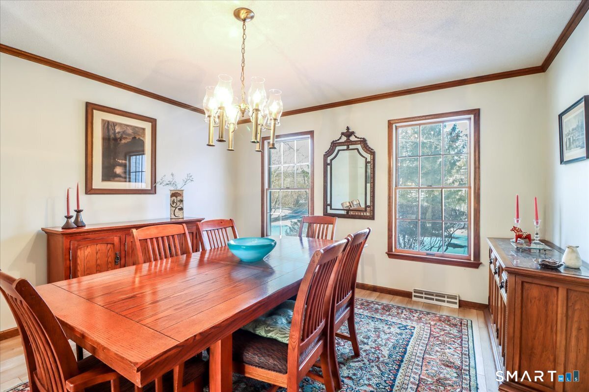 185 Quaker Farms Road