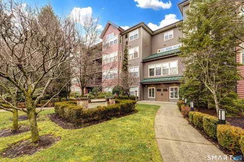 Condo For Rent - 100 Richards Avenue #107<br/> Fairfield County, Norwalk, CT 06854