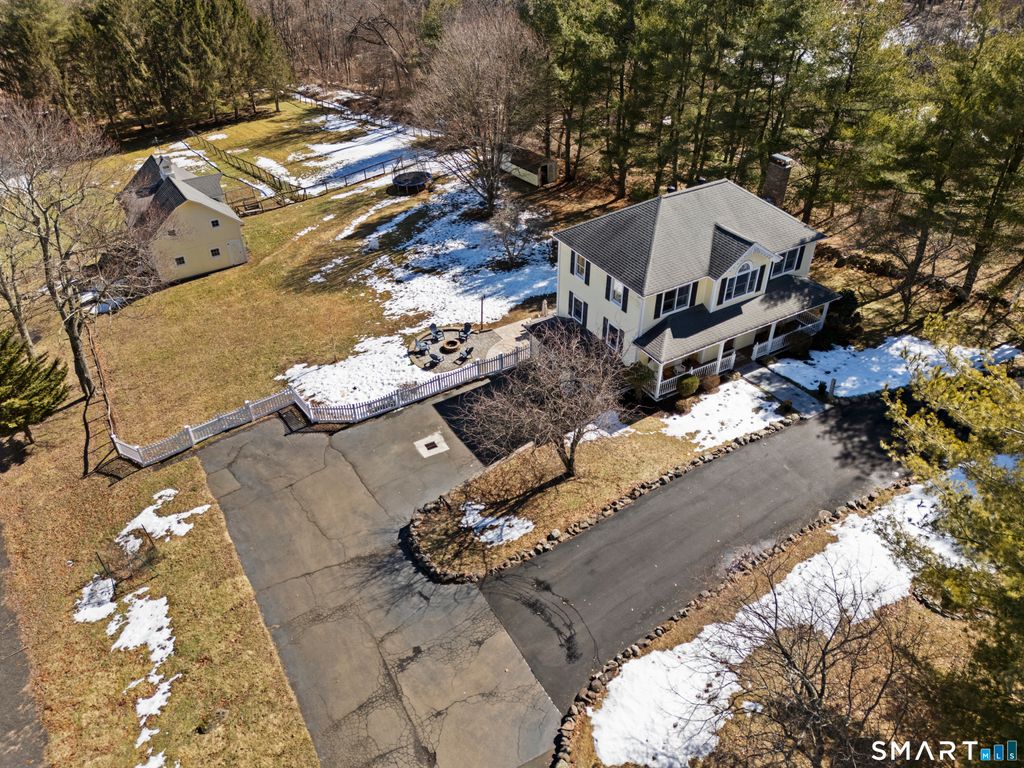 Photo of 105 Building Brook Road, Hamden, CT 06514 (MLS # 24159372)