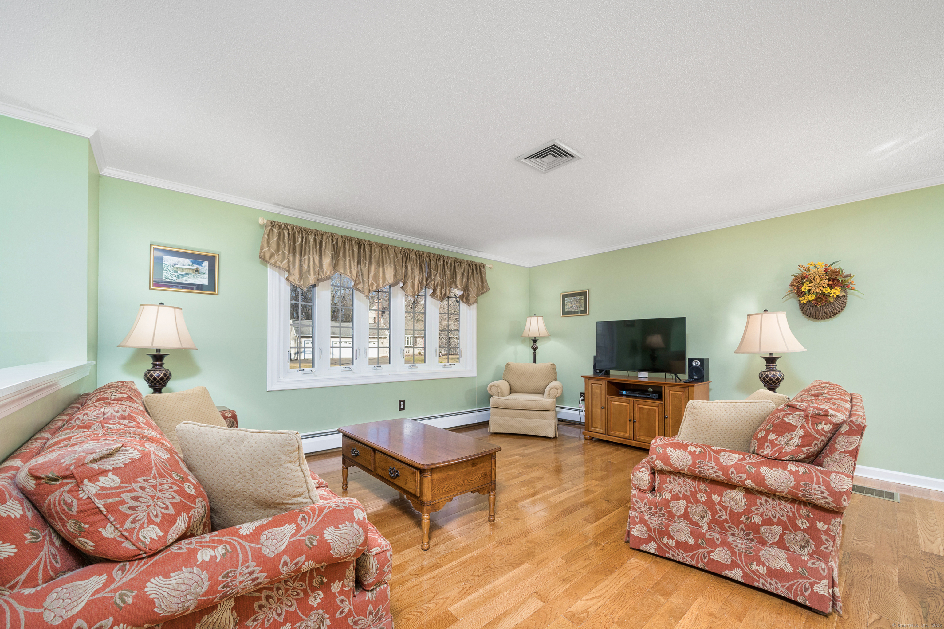 7 Bow Lane, Cromwell, Connecticut image 9