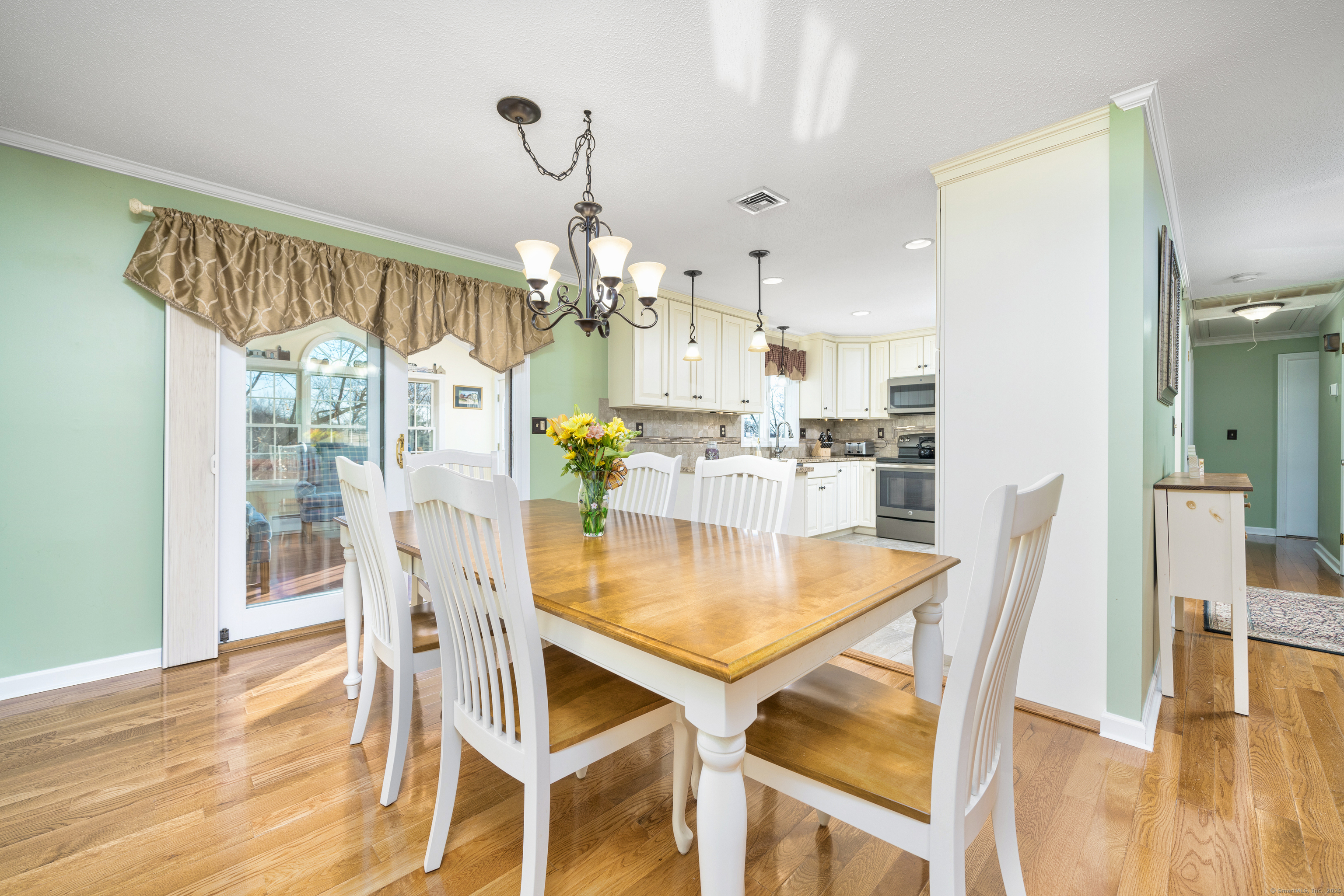 7 Bow Lane, Cromwell, Connecticut image 15