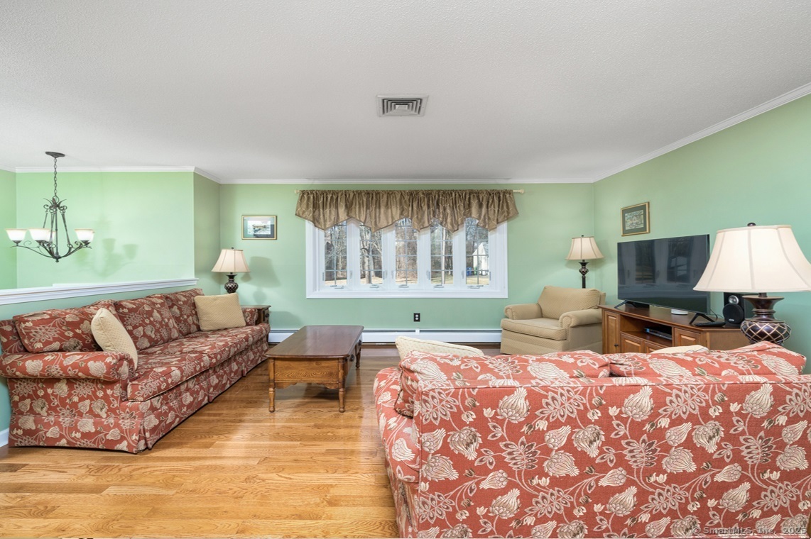 7 Bow Lane, Cromwell, Connecticut image 12