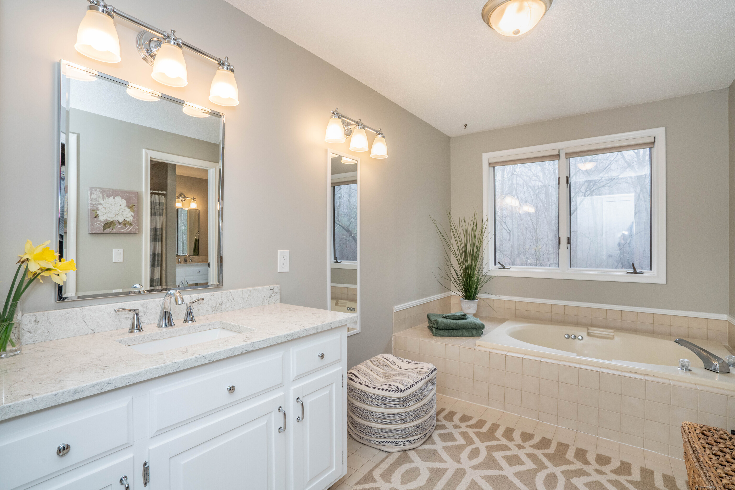 26 Crosswood Road, Farmington, Connecticut image 32
