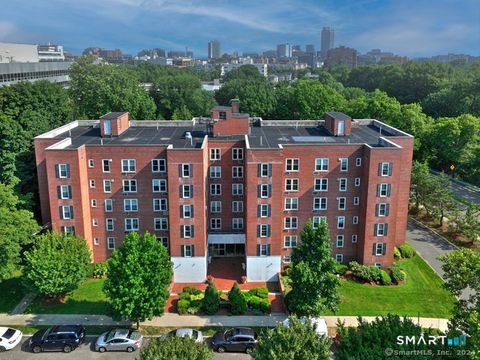 Tiny photo for 7 4th Street #APT 3D, Stamford, CT 06905 (MLS # 24145748)