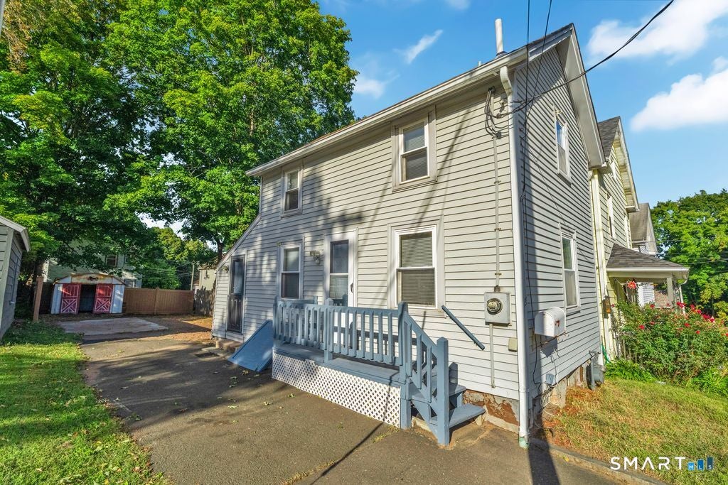 Photo of 3 Prospect Place, Middletown, CT 06457 (MLS # 24208721)