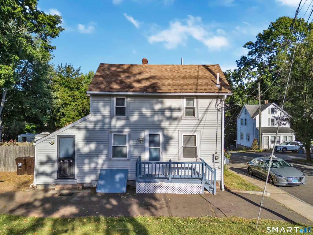 Photo of 3 Prospect Place, Middletown, CT 06457 (MLS # 24208721)
