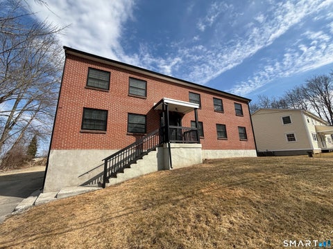Multifamily For Sale - 223 Route 169<br/> Windham County, Woodstock, CT 06281