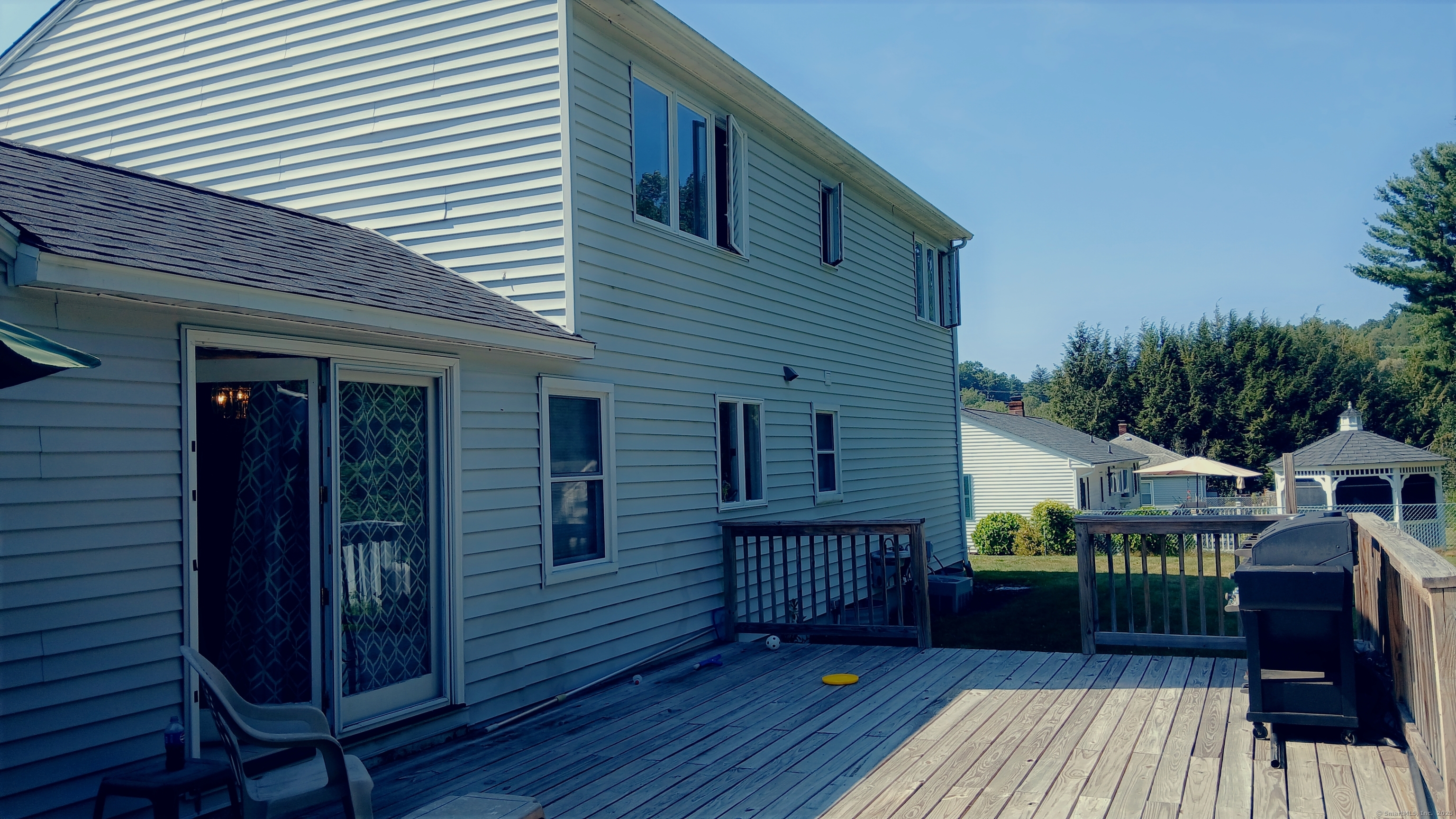 Torrington, Connecticut 06790, United States, 4 Bedrooms Bedrooms, ,2 BathroomsBathrooms,Residential,Active,197035