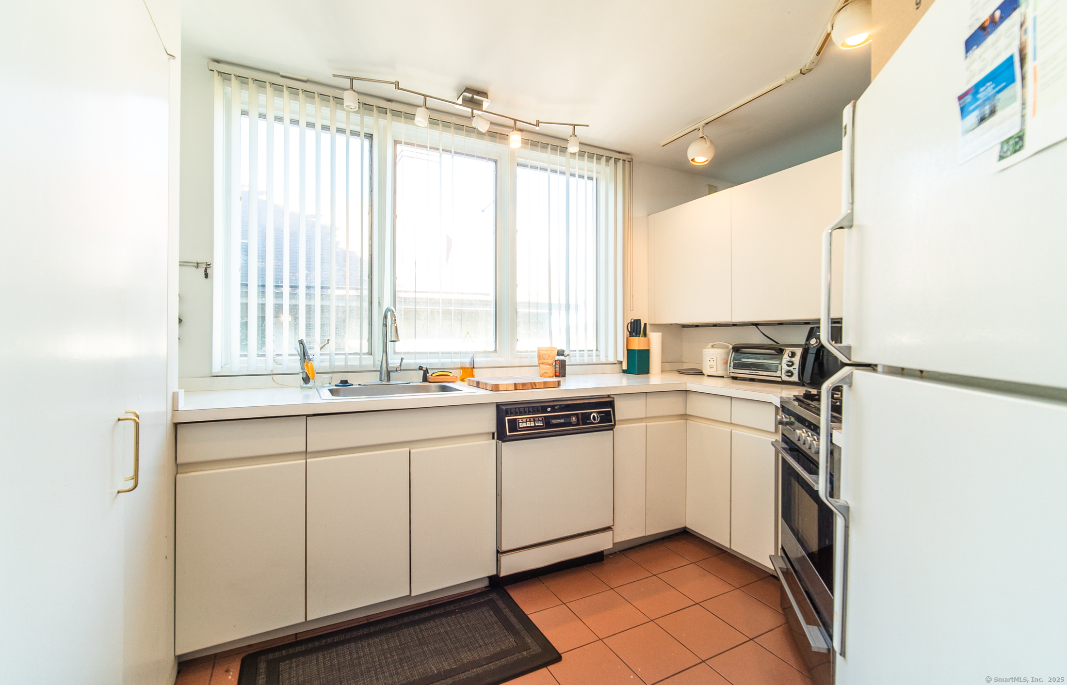 18 Front Street #18, New Haven, Connecticut image 10