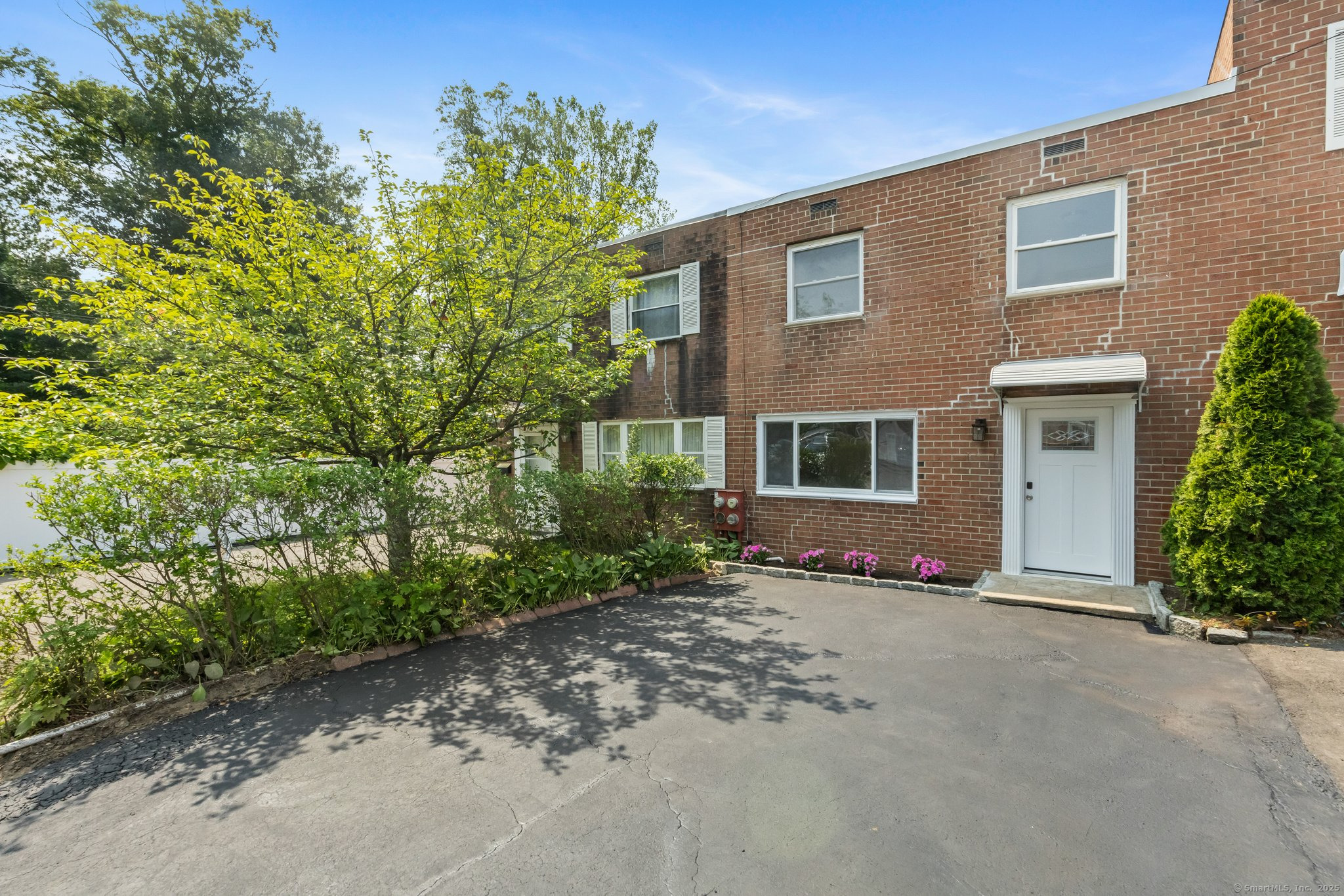17 Avon Lane, Stamford, Connecticut image 34