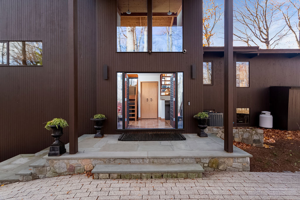 7 Craigmoor Road South