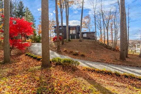 7 Craigmoor Road South Ridgefield CT 06877