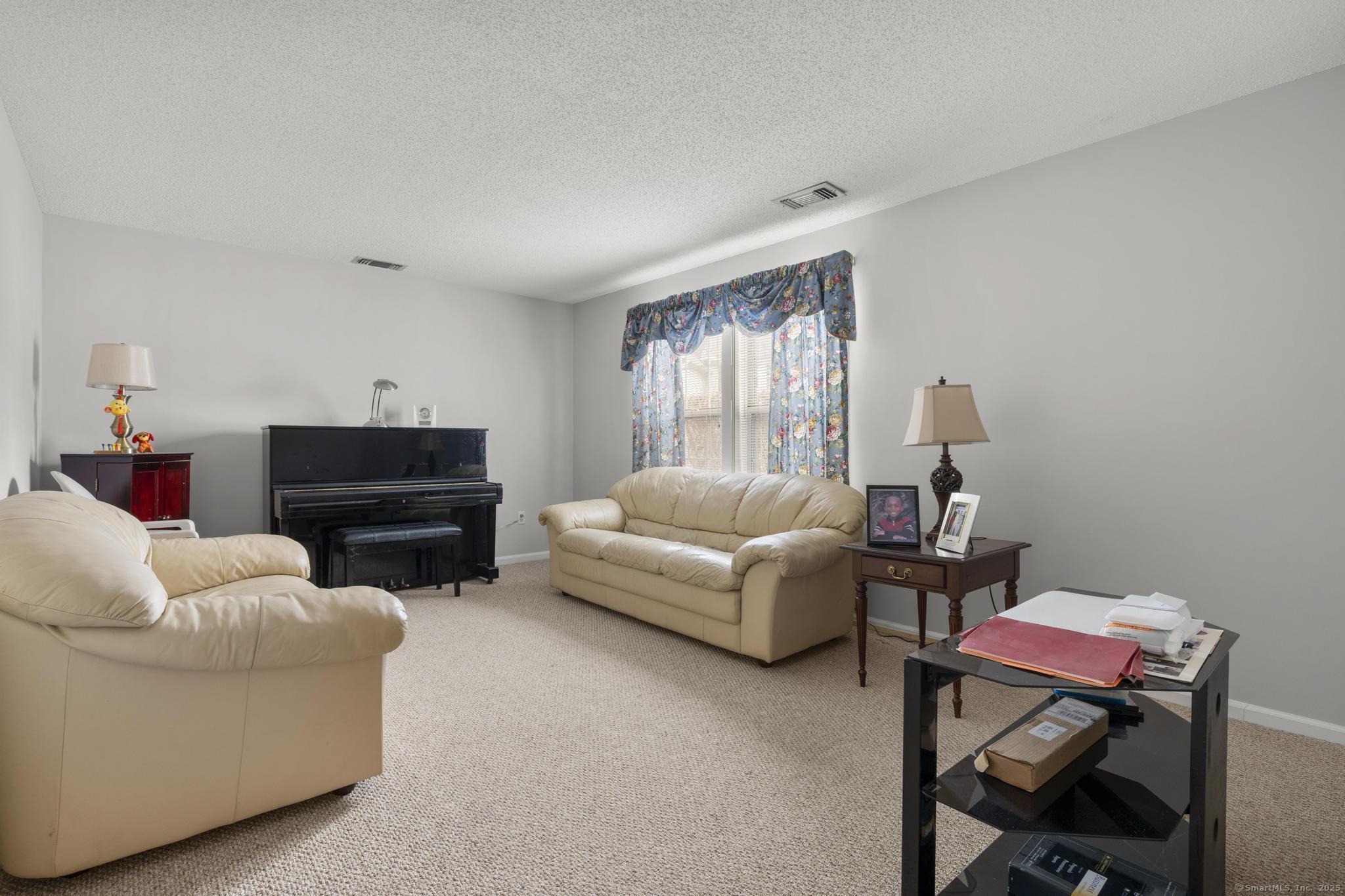 21 Rivendell Drive #21, Shelton, Connecticut image 30