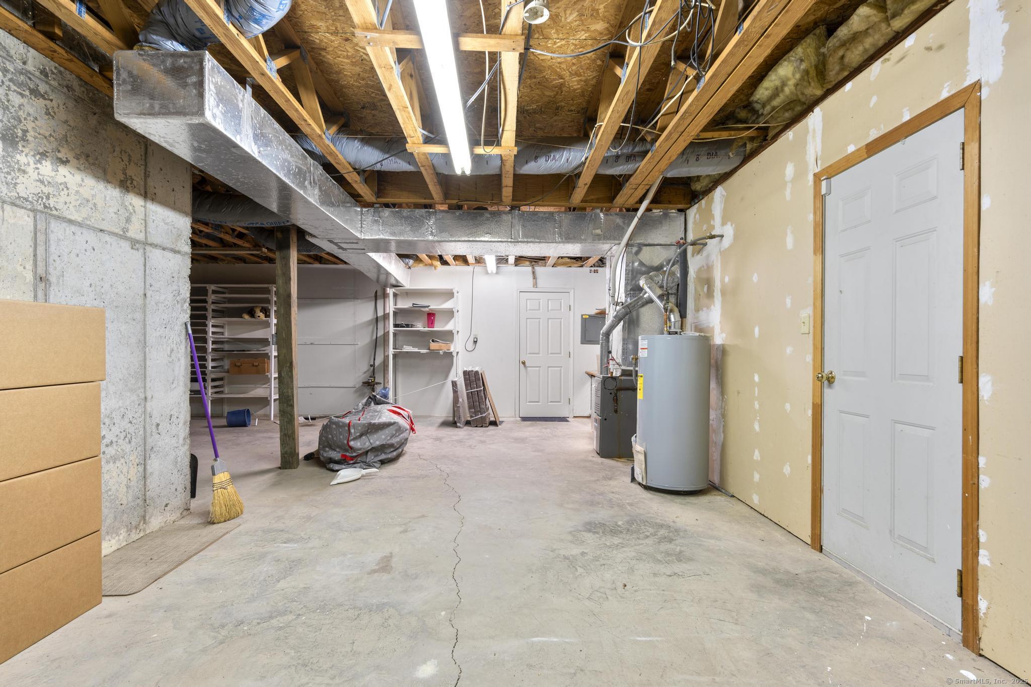 21 Rivendell Drive #21, Shelton, Connecticut image 31