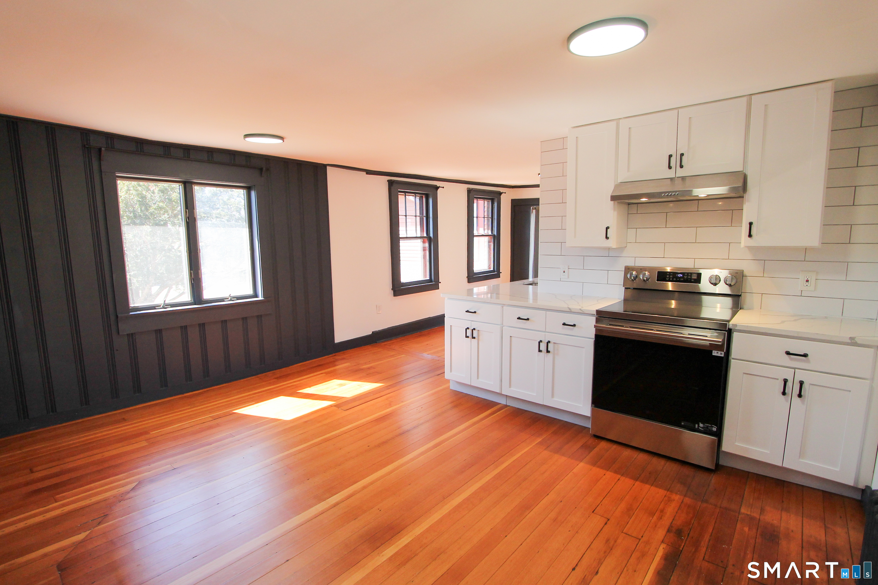 883 Worthington Ridge 2nd Floor