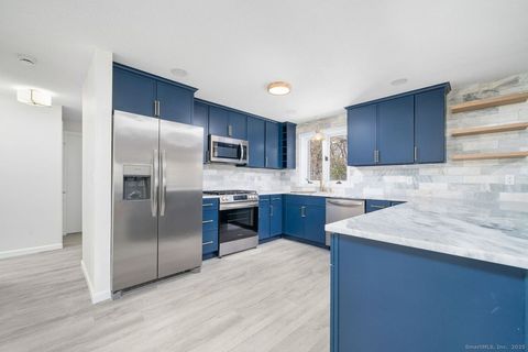 Tiny photo for 16 Landing Circle, Windsor, CT 06095 (MLS # 24143352)