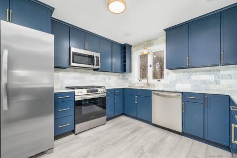 Tiny photo for 16 Landing Circle, Windsor, CT 06095 (MLS # 24143352)