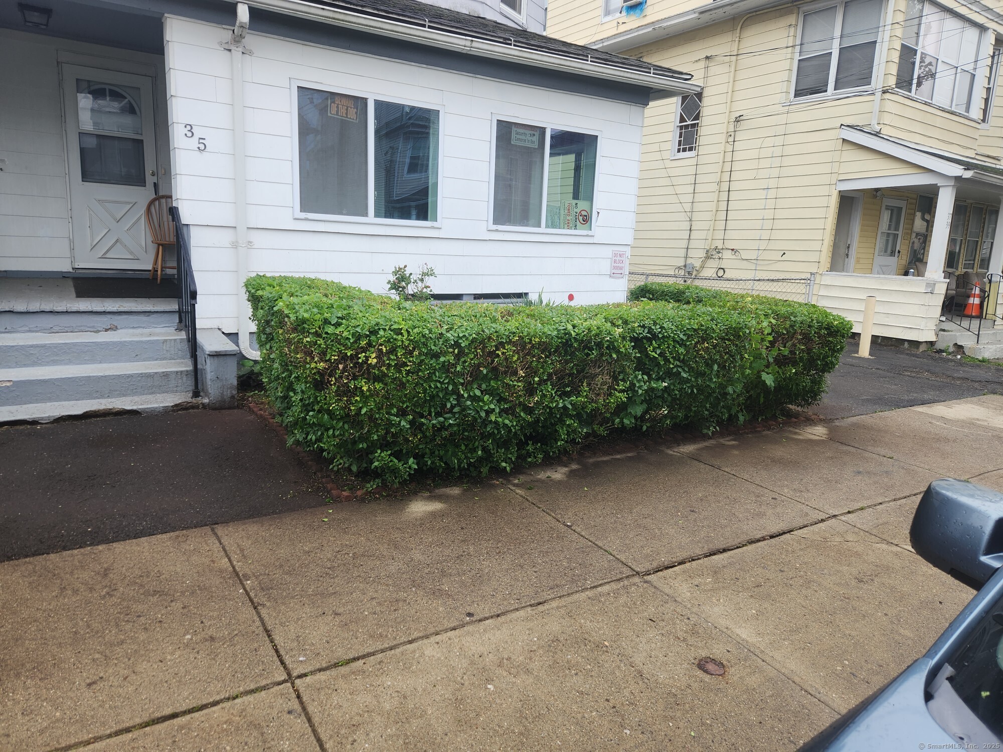 33 Jackson Avenue
