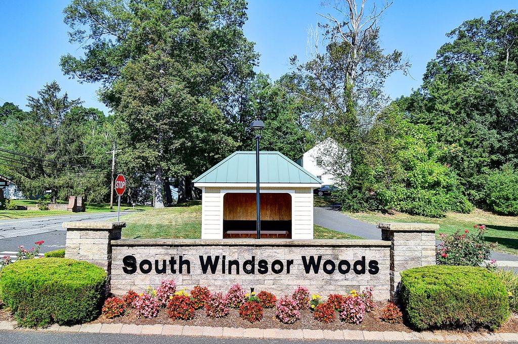 Photo of 15 Pepin Place #15, South Windsor, CT 06074 (MLS # 24157382)