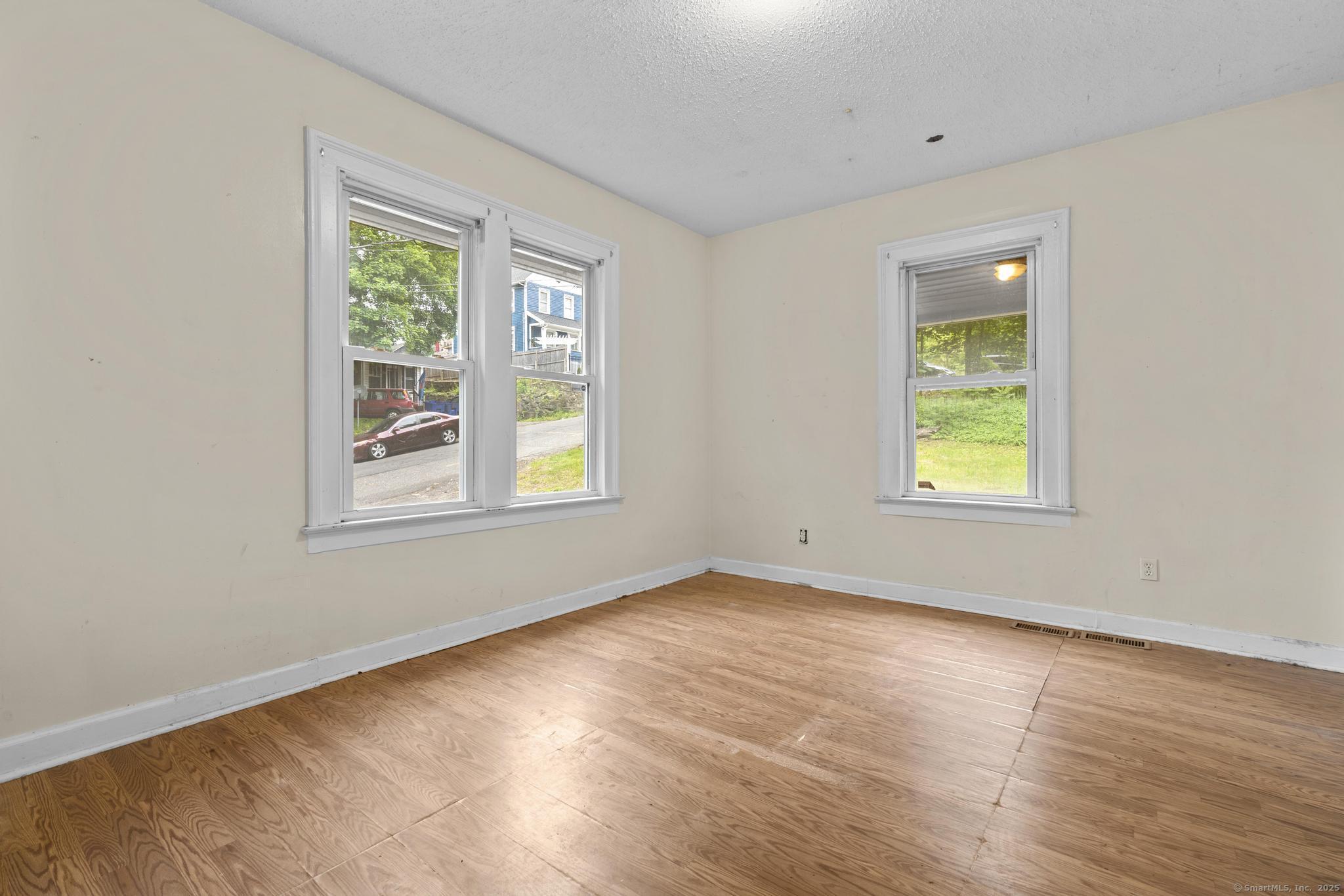 36 Bellevue Street, Waterbury, Connecticut image 8
