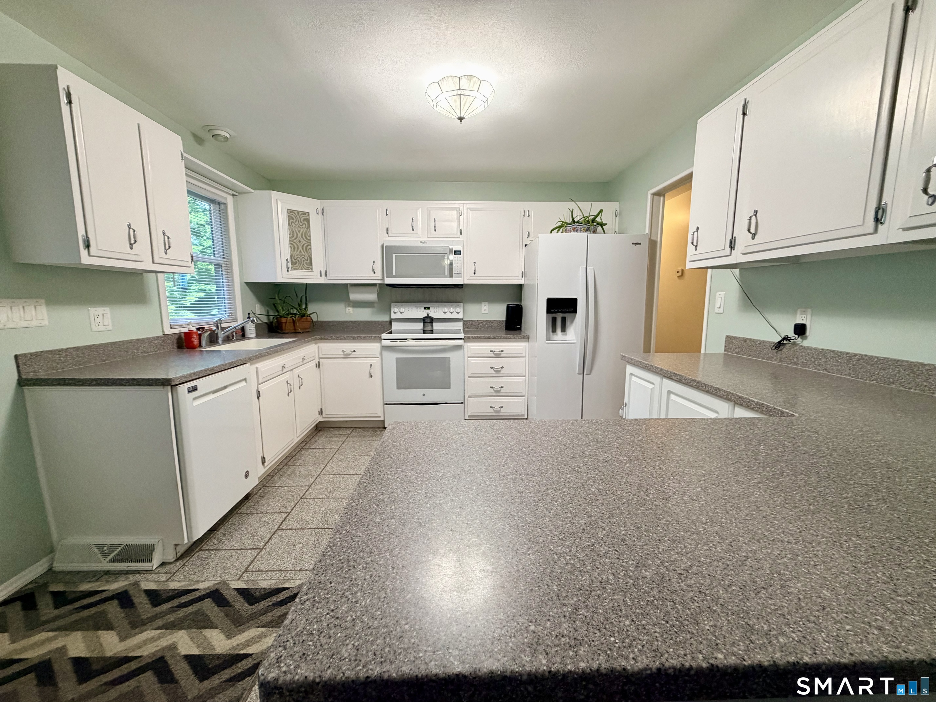 10 White Birch Lane