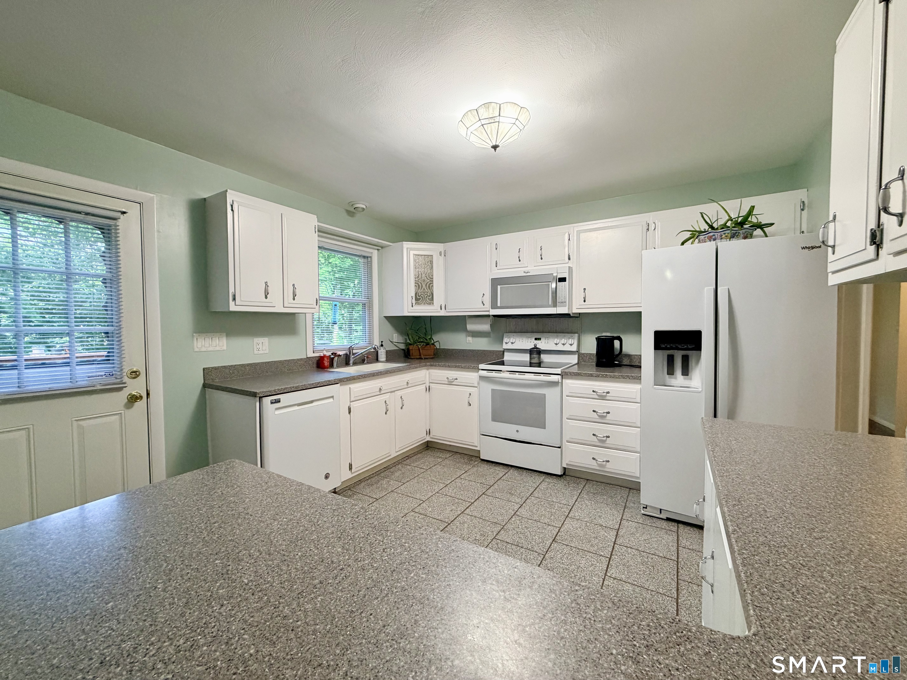 10 White Birch Lane