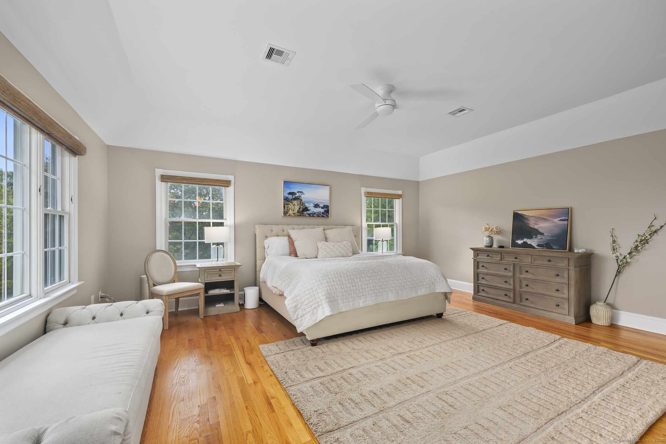 Ridgefield, Connecticut 06877, United States, 5 Bedrooms Bedrooms, ,4 BathroomsBathrooms,Residential,Pending,215361