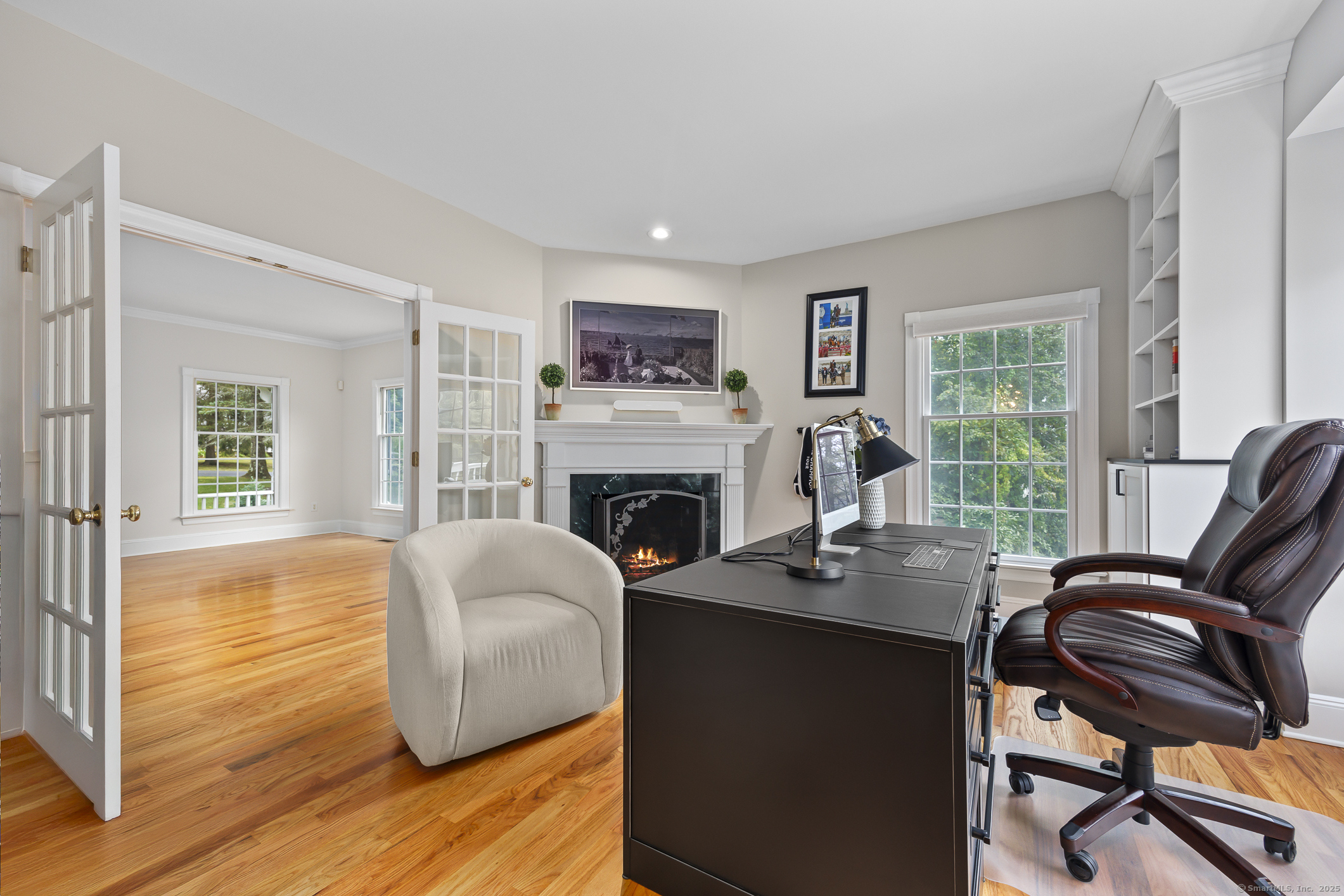 Ridgefield, Connecticut 06877, United States, 5 Bedrooms Bedrooms, ,4 BathroomsBathrooms,Residential,Pending,215361