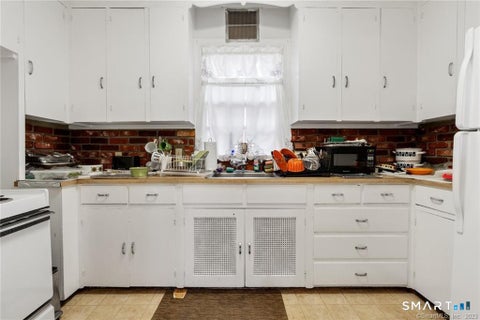 Tiny photo for 239 Bradley Street #2, New Haven, CT 06510 (MLS # 24194321)