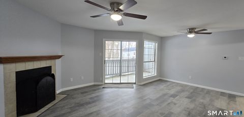 Tiny photo for 90 Crown Knoll Court #APT 136, Groton, CT 06340 (MLS # 24156898)