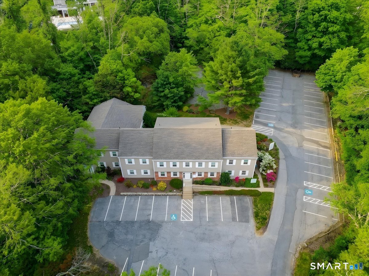 35 Saybrook Road N2